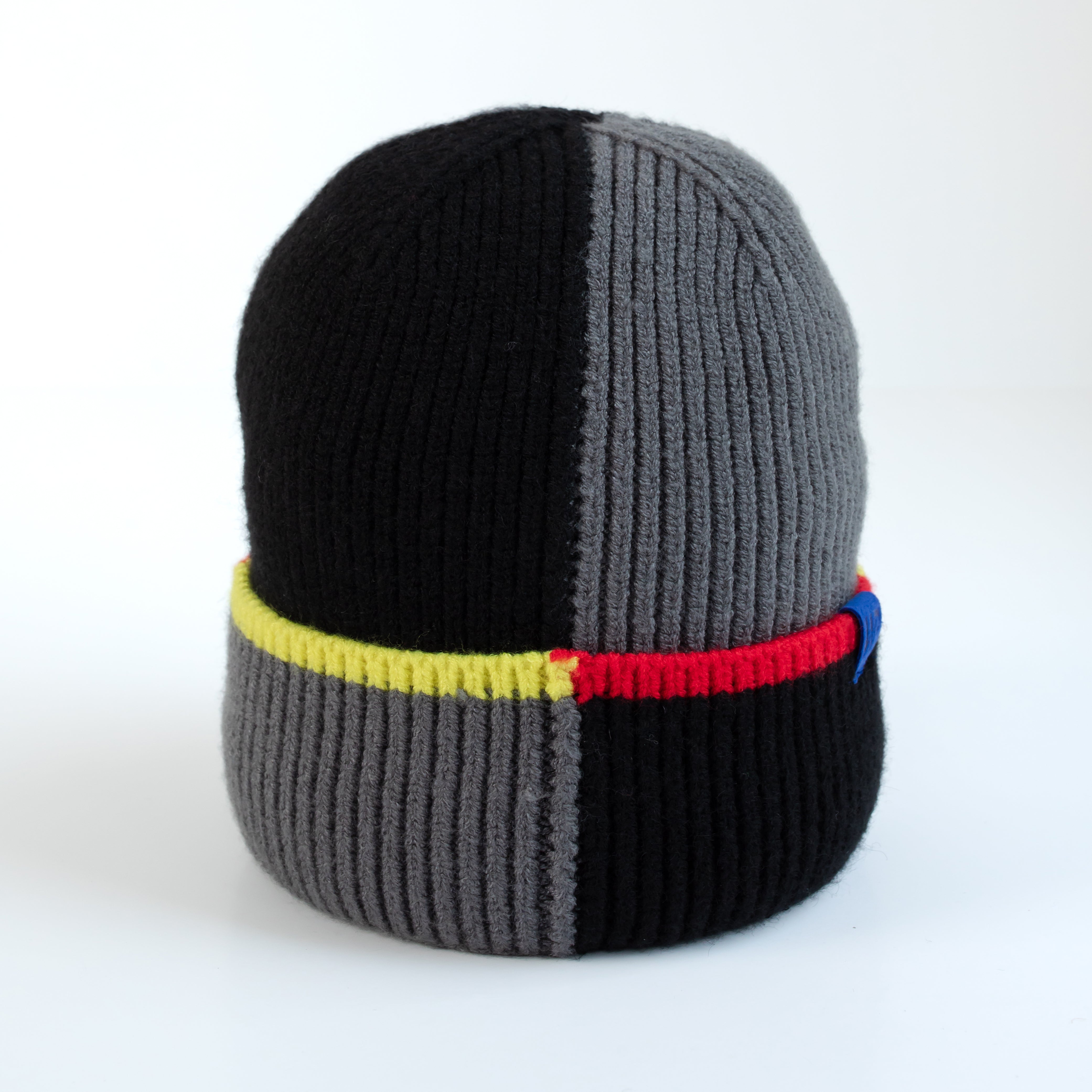 Boy's Grey Black Color Block Knit Toque – WinterProof